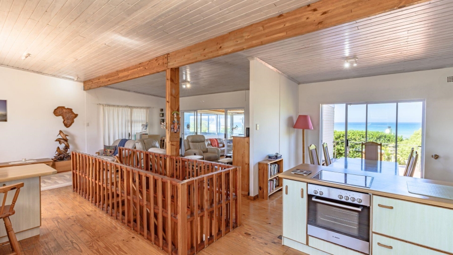 3 Bedroom Property for Sale in Franskraal Western Cape